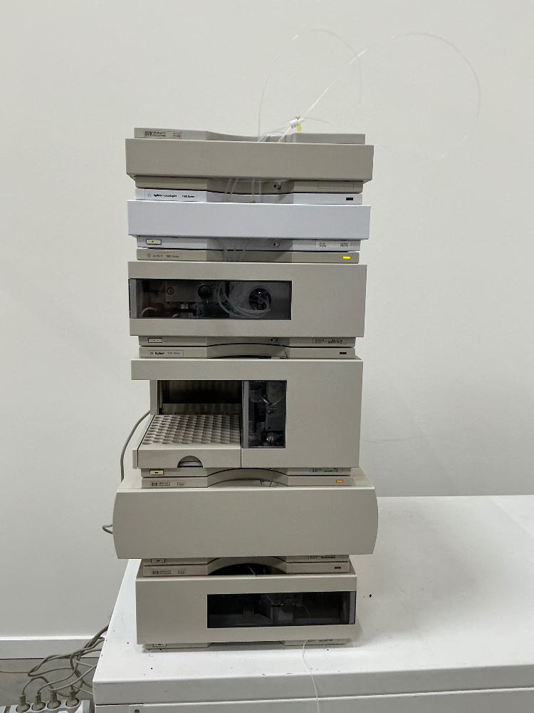 Image of Agilent HPLC 1100 series with G1322/11/13/16/15